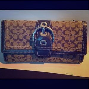 Coach wallet